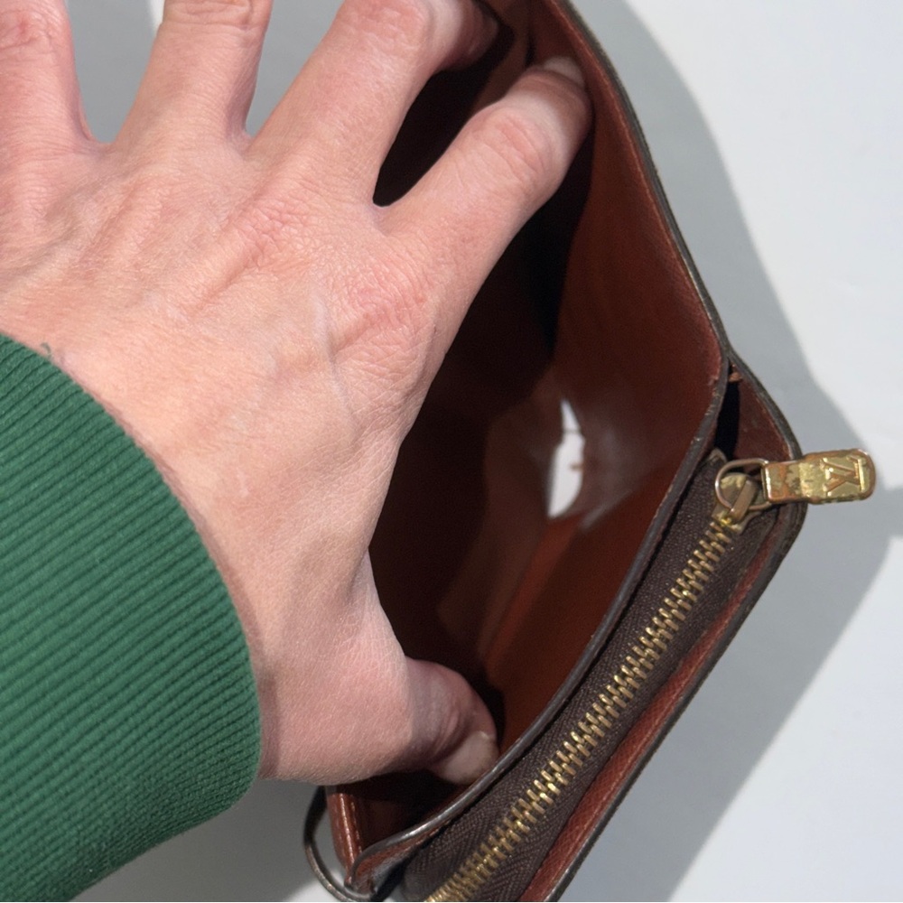 SOLD-Louis Vuitton Compact Zippe Wallet Gently Loved - Picture 12 of 14